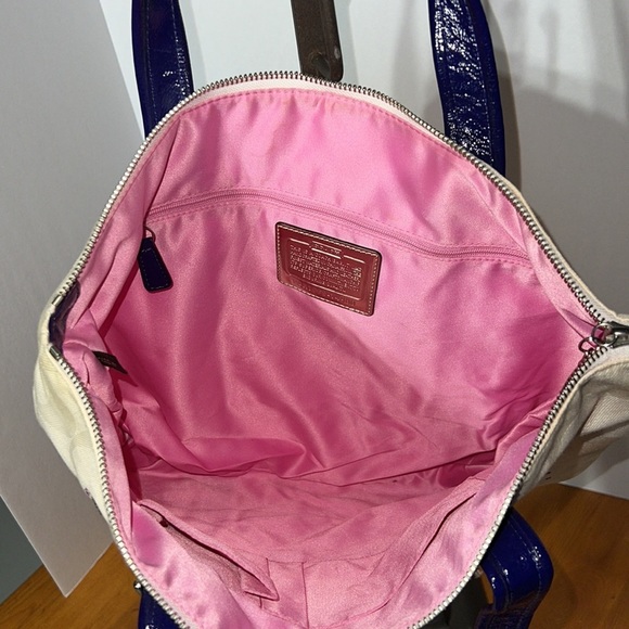 Coach poppy “ you wouldn’t believe what I have in this coach bag”purple tote EUC - Picture 3 of 7